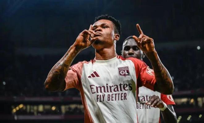 是在体育领 是在体育领