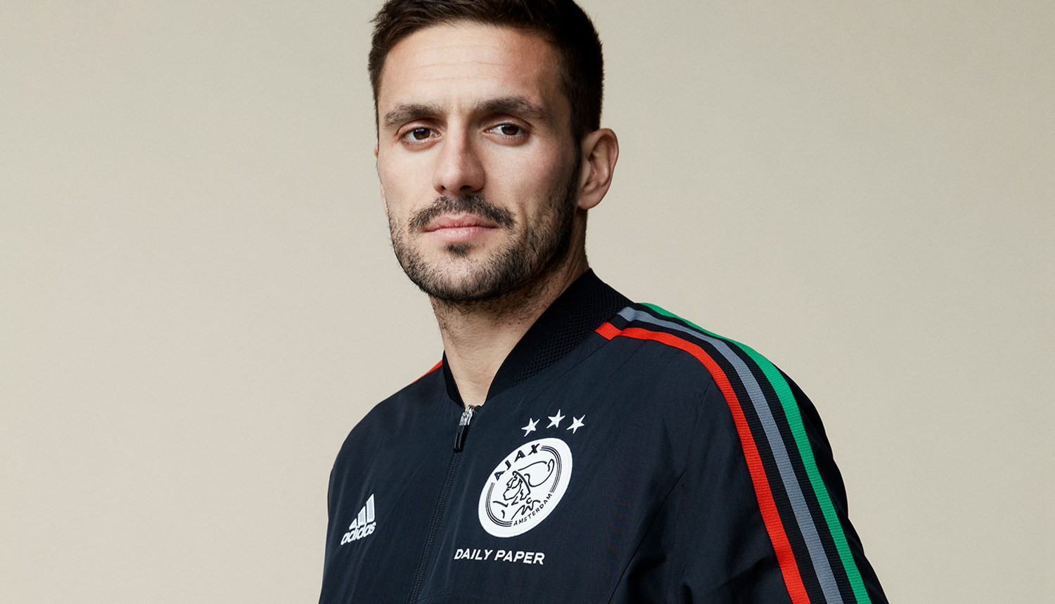 赛采取不同 赛采取不同